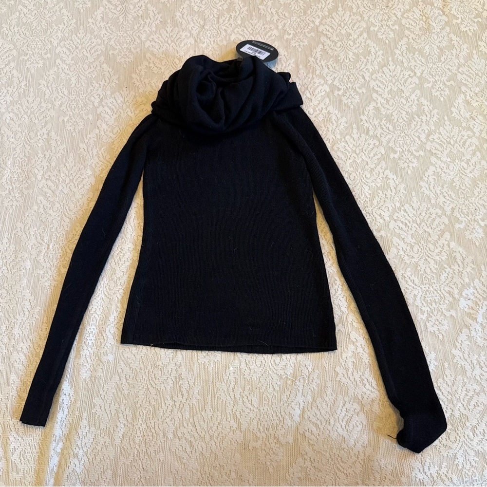 NWT White Fox Take the Reigns long sleeve off the shoulder top - Picture 8 of 8